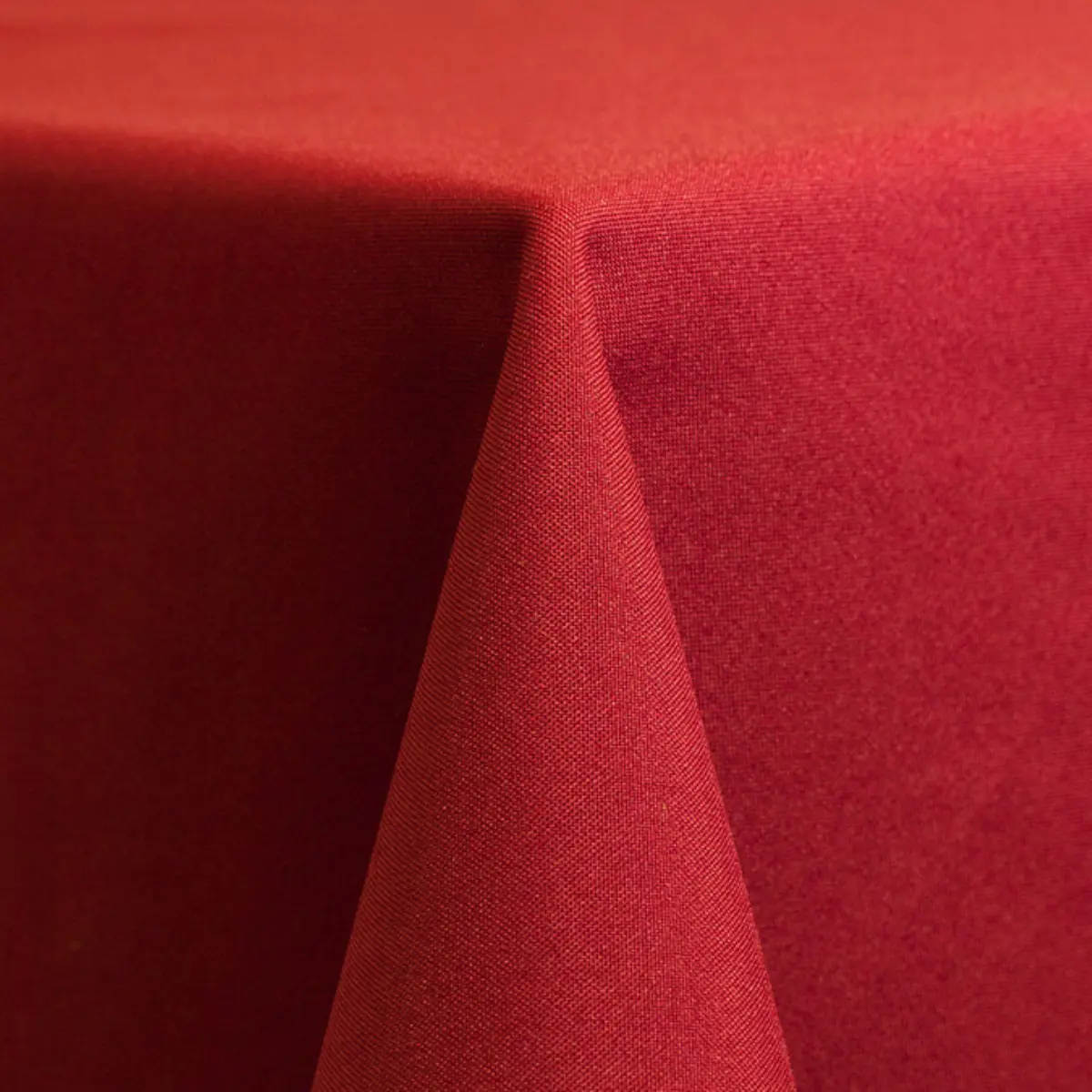 red poly linen up close