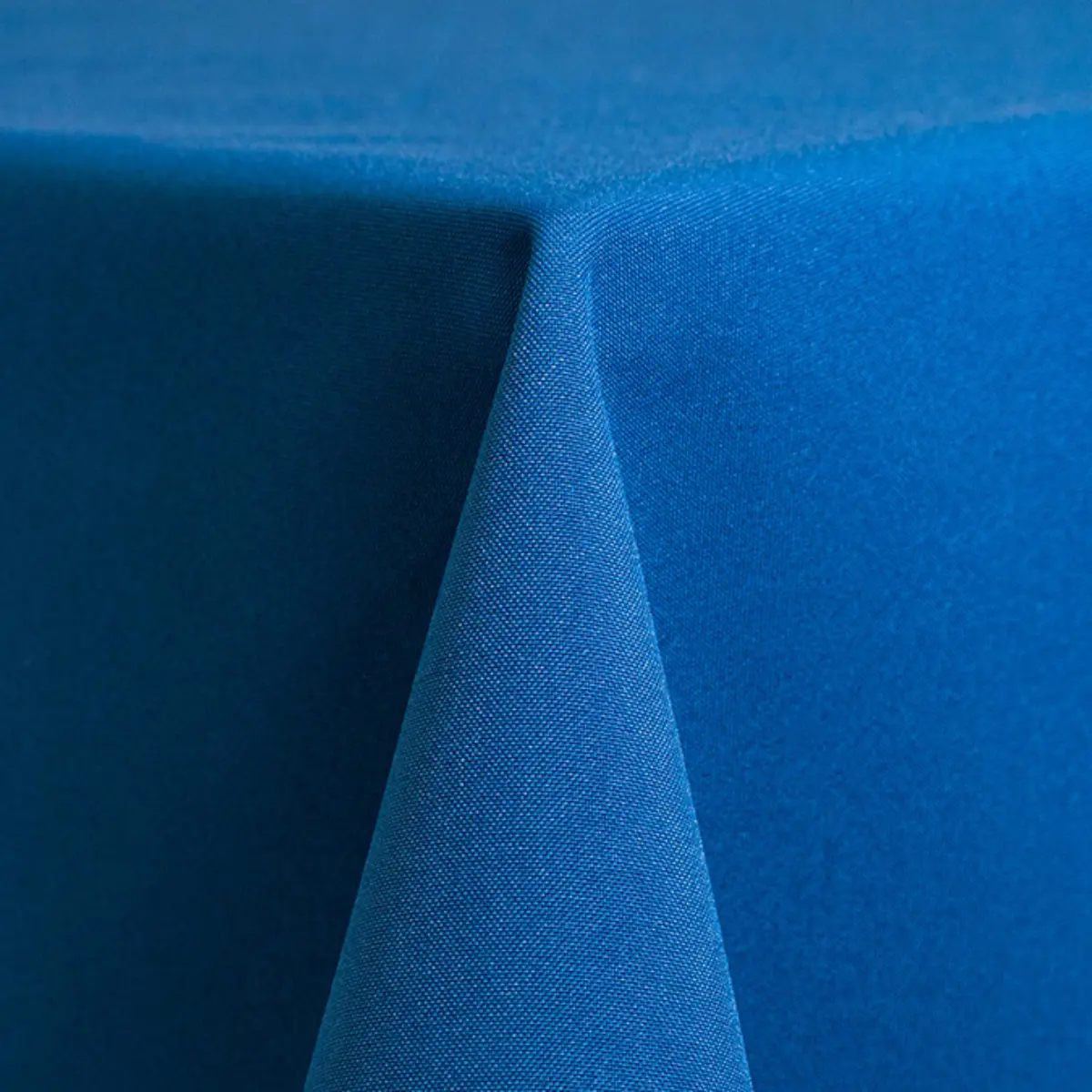 royal blue linen rental up close