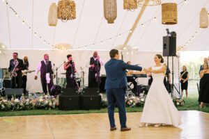first dance at wedding