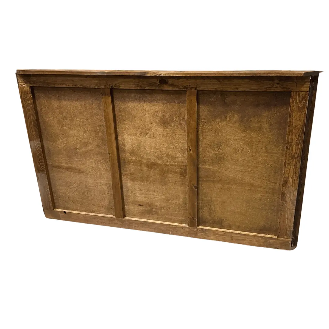 Henlopen Bar Stained wood